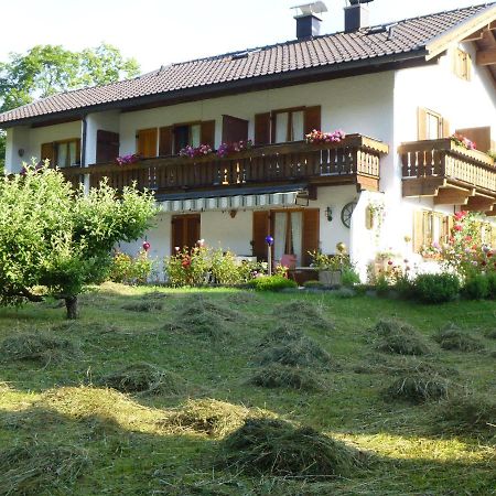 Gaestehaus Kurparkfrieden Mittenwald Exterior foto